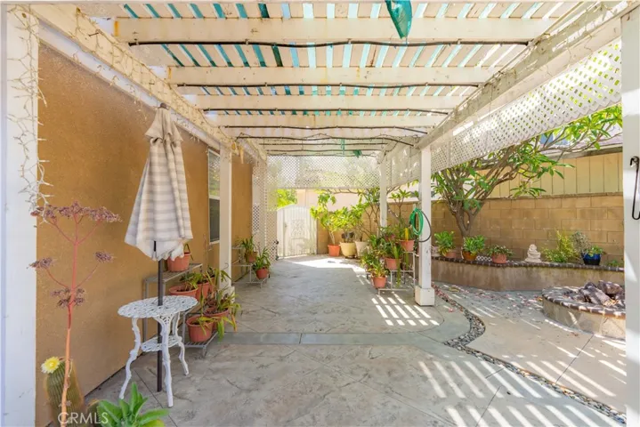 14026 Rio Lobo, Eastvale, California 92880