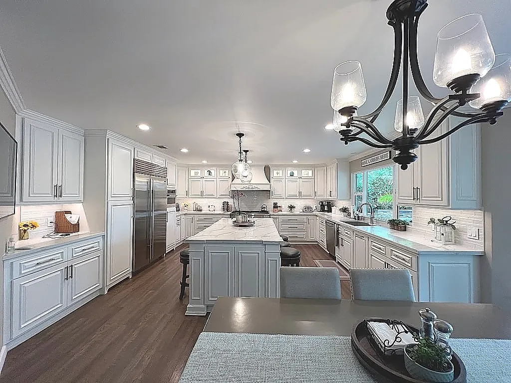 Gorgeous Gourmet Kitchen