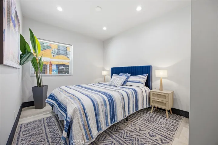 17660 Martha Street, Encino, California 91316