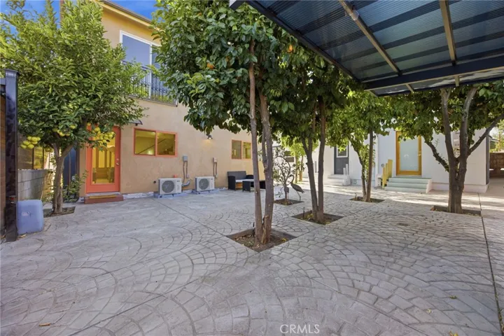 17660 Martha Street, Encino, California 91316