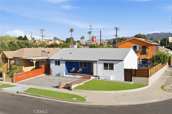 17660 Martha Street, Encino, California 91316