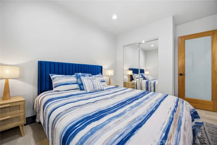 17660 Martha Street, Encino, California 91316