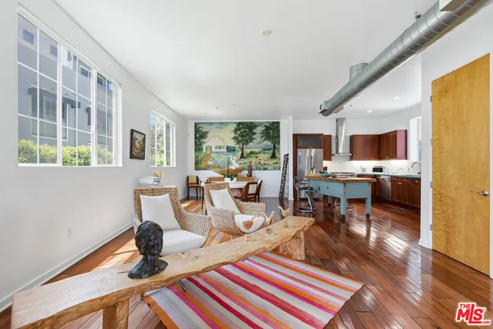 5350 Playa Vista Drive 17, Playa Vista, California 90094