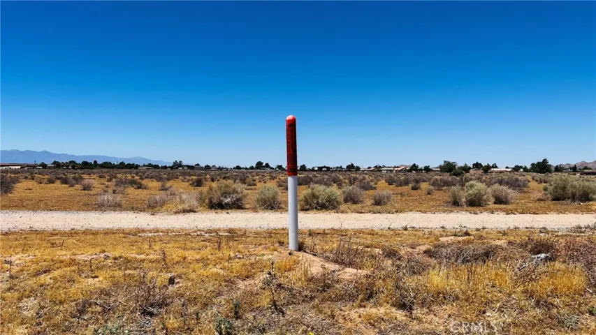 3112721 28 Central Road, Apple Valley, California 92307