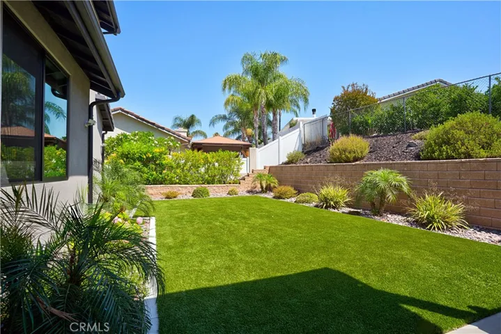 29800 Redwood Drive, Canyon Lake, California 92587