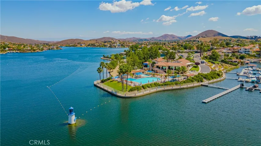 29800 Redwood Drive, Canyon Lake, California 92587