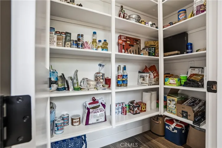 29800 Redwood Drive, Canyon Lake, California 92587