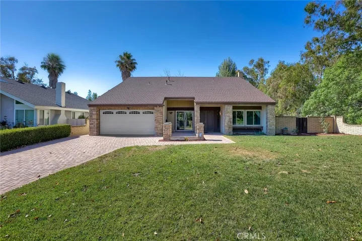 30096 Via Velez, Temecula, California 92592