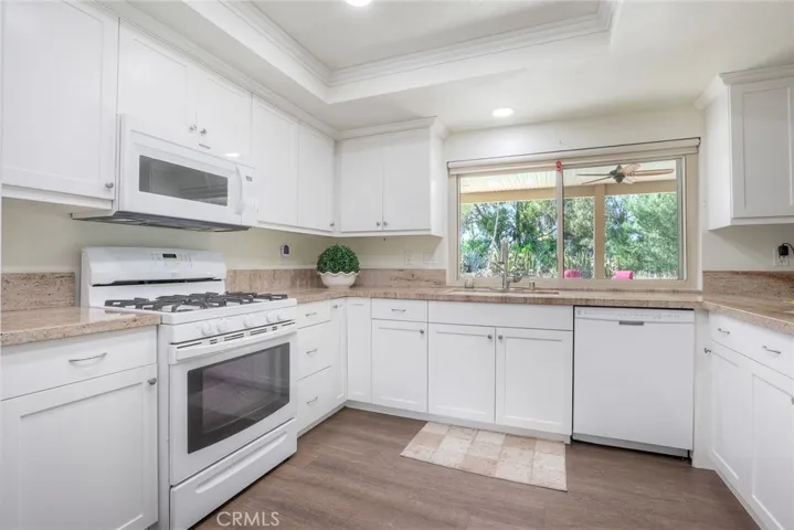 30096 Via Velez, Temecula, California 92592