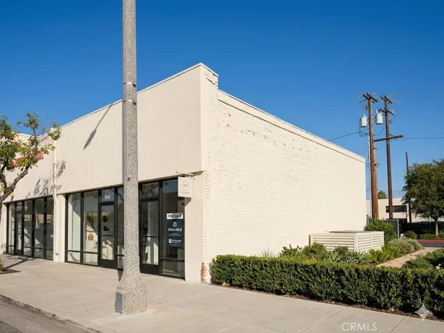 919 W Valley, Alhambra, California 91803