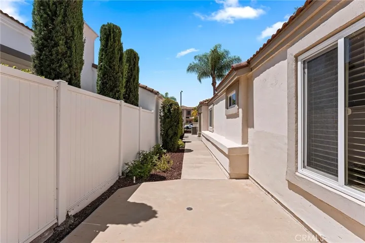 40361 Via Amapola, Murrieta, California 92562
