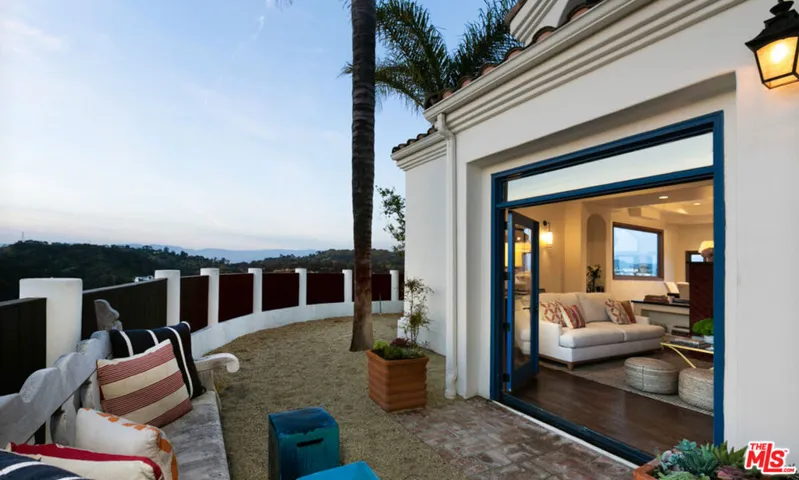 2131 Kew Drive, Los Angeles, California 90046