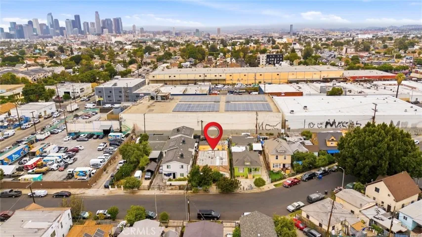 925 E 32nd Street, Los Angeles, California 90011