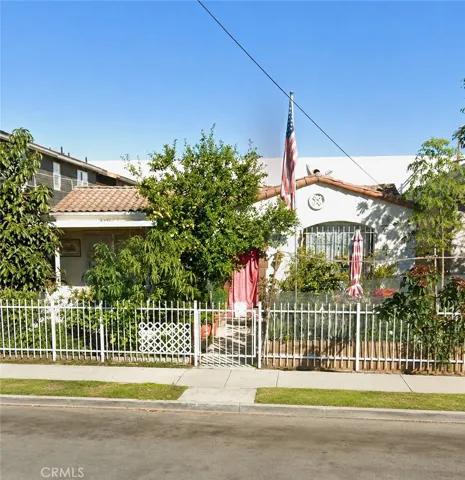 925 E 32nd Street, Los Angeles, California 90011