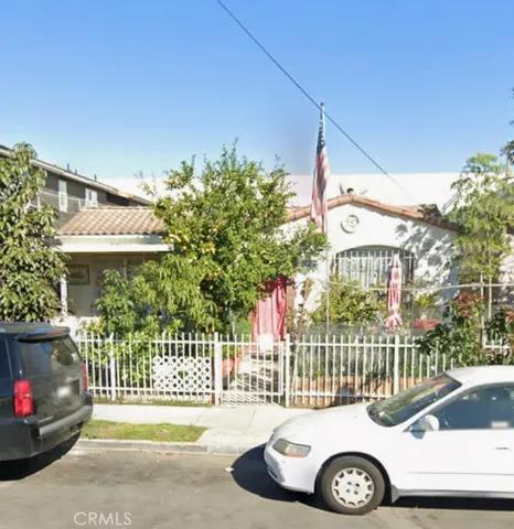 925 E 32nd Street, Los Angeles, California 90011