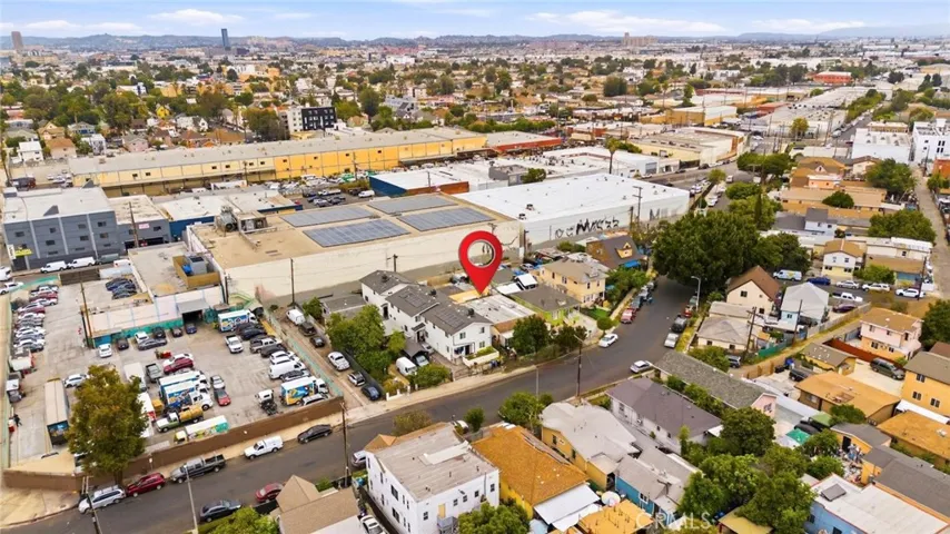 925 E 32nd Street, Los Angeles, California 90011