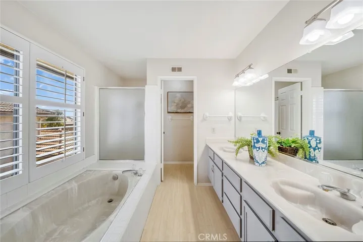 5468 Via De Mansion, La Verne, California 91750