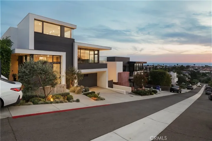 724 24th Place, Hermosa Beach, California 90254