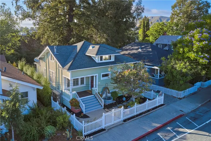 1208 Pismo, San Luis Obispo, California 93401