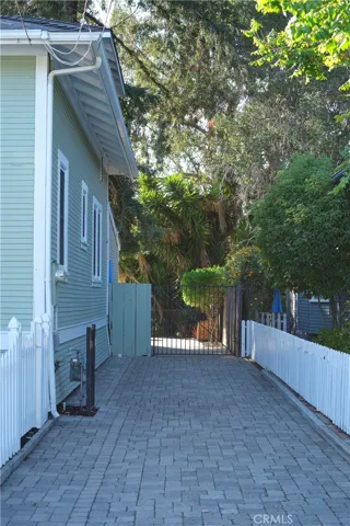 1208 Pismo, San Luis Obispo, California 93401