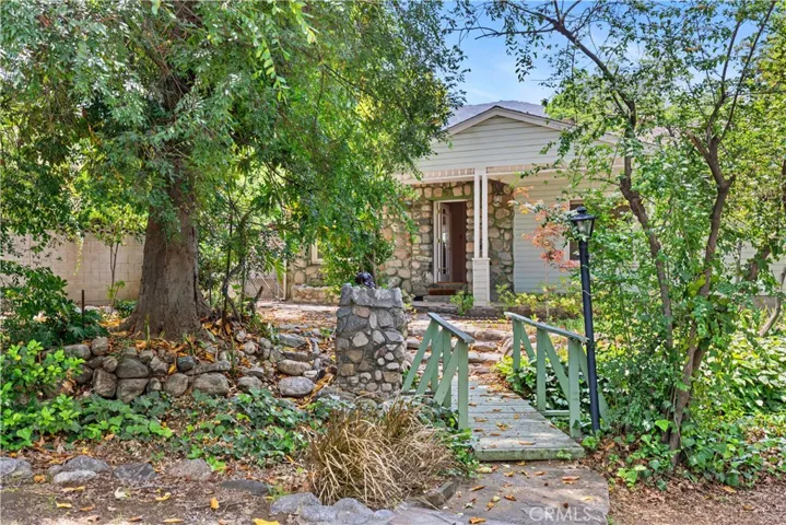 2952 Mill Creek Road, Mentone, California 92359