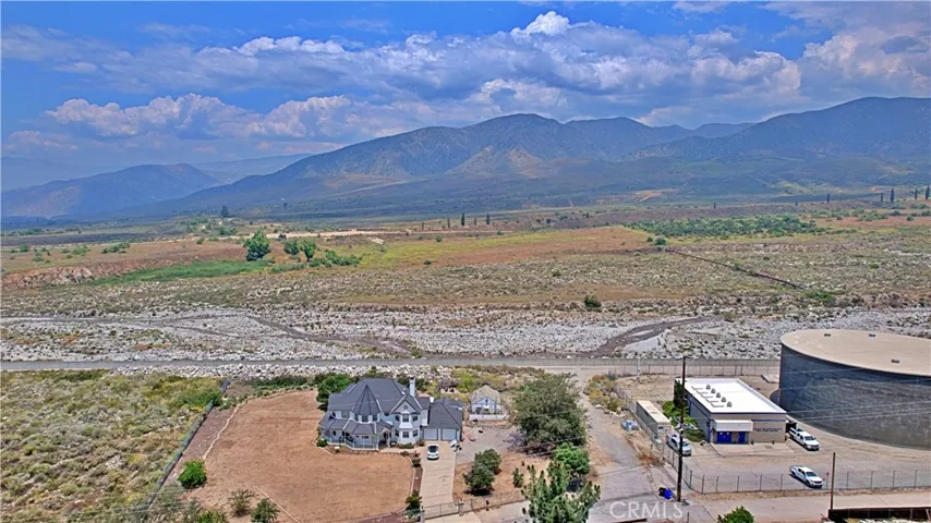 2952 Mill Creek Road, Mentone, California 92359