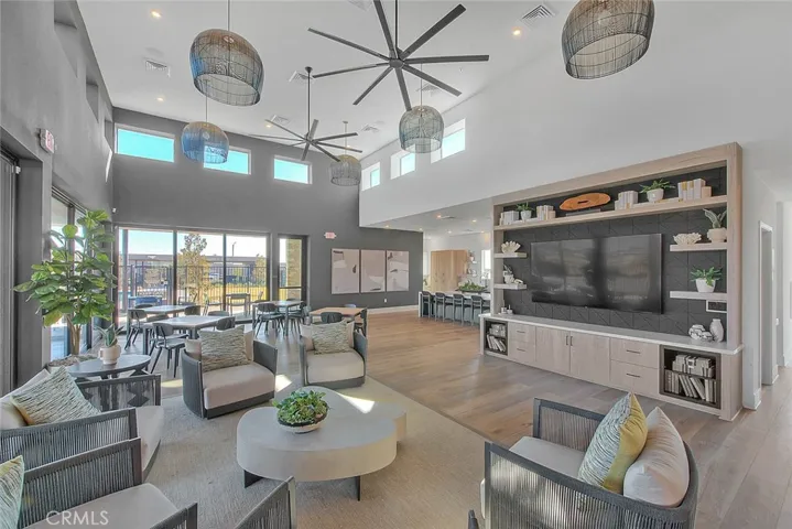 15842 Butterfly, Fontana, California 92336