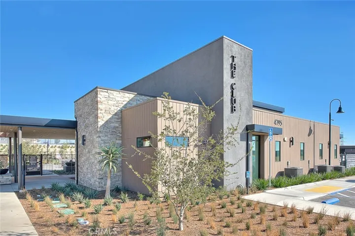 15842 Butterfly, Fontana, California 92336