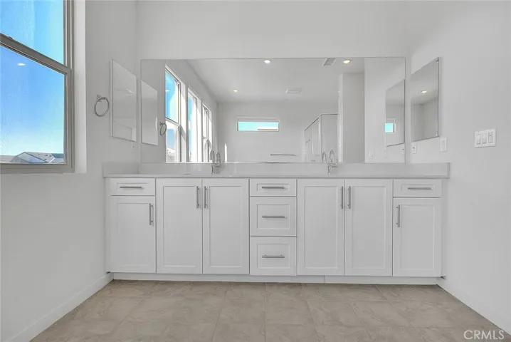 15842 Butterfly, Fontana, California 92336