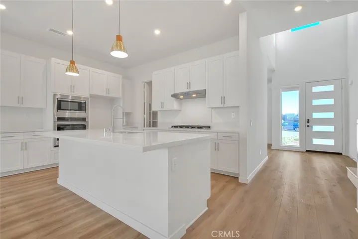 15842 Butterfly, Fontana, California 92336