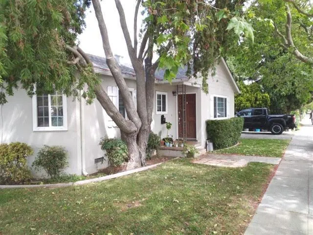 901 Fifteenth Avenue, Redwood City, California 94063