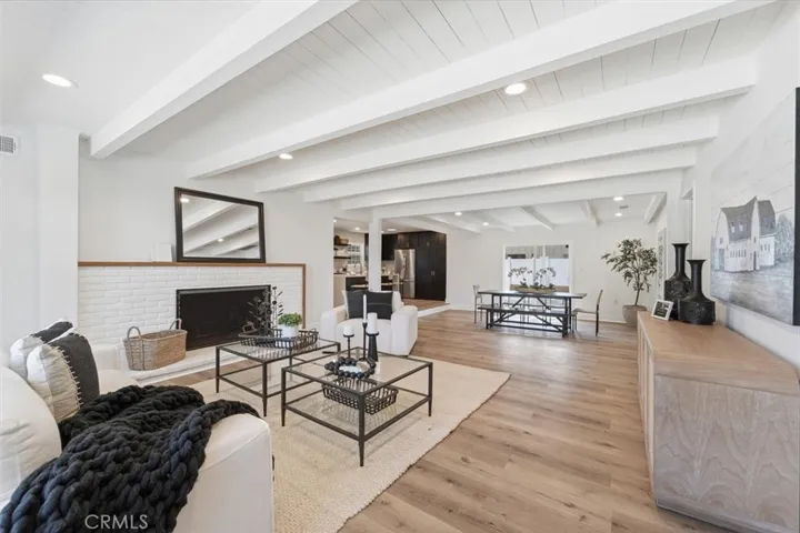 2048 Sinaloa Avenue, Altadena, California 91001