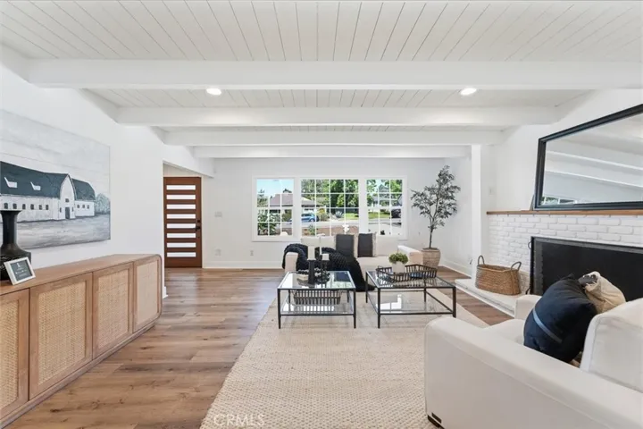 2048 Sinaloa Avenue, Altadena, California 91001