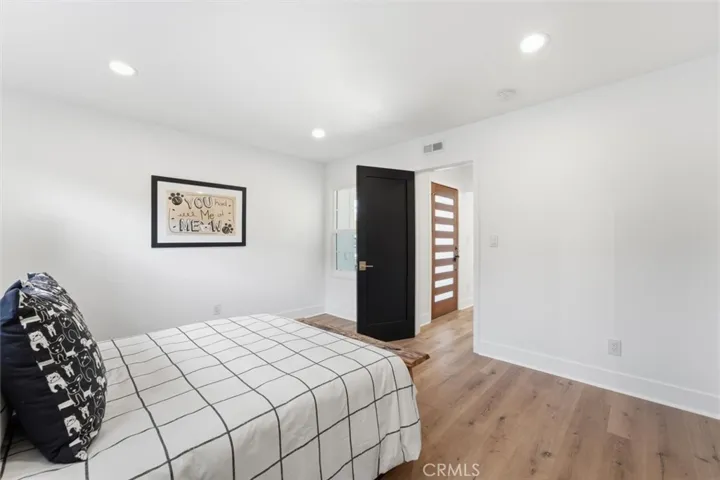 2048 Sinaloa Avenue, Altadena, California 91001