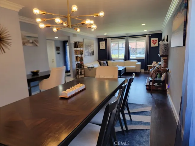 Dining/ Living