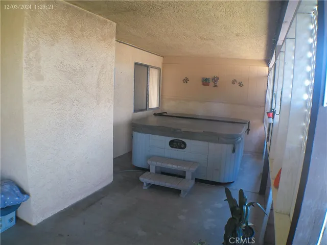 14804 Crofton Lane, Helendale, California 92342