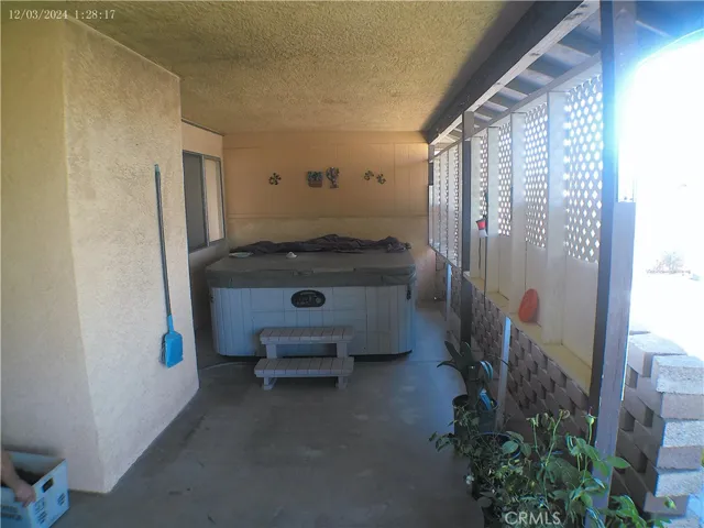 14804 Crofton Lane, Helendale, California 92342