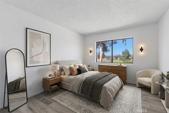 Bedroom: virtual staging