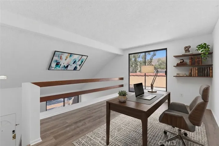Loft: virtual staging