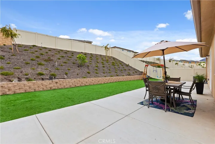 33134 Celadon Avenue, Winchester, California 92596