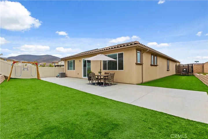 33134 Celadon Avenue, Winchester, California 92596