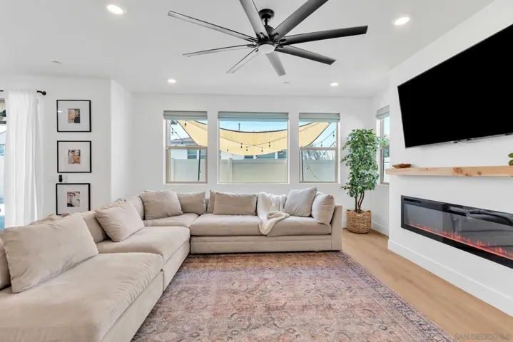 2011 Copernicus, Escondido, California 92026