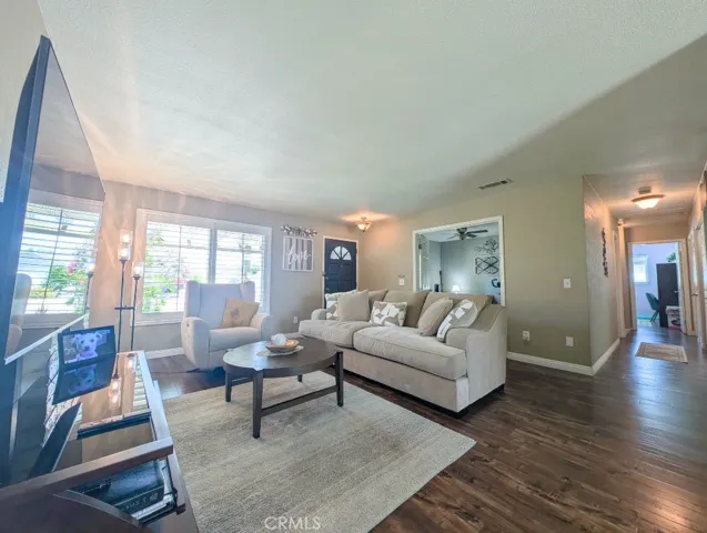 545 Mikalor, San Bernardino, California 92410