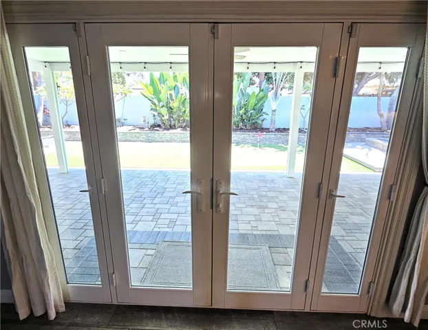 1124 W Woodcrest Avenue, Fullerton, California 92833
