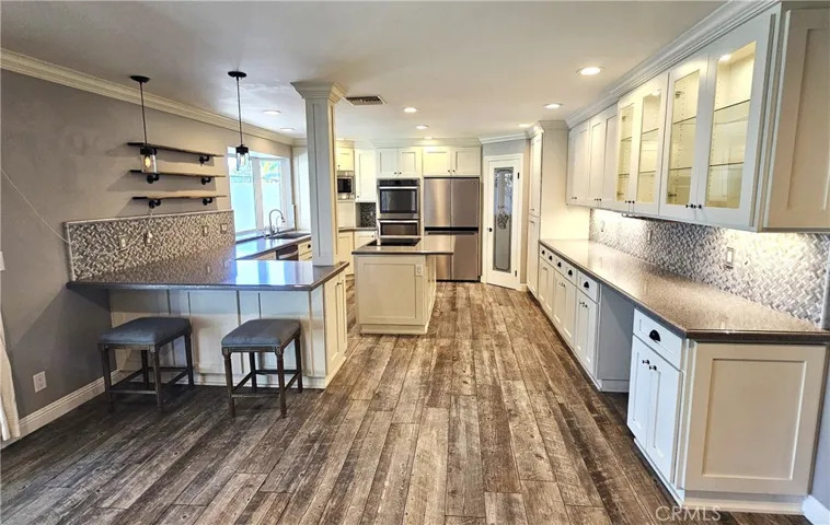 1124 W Woodcrest Avenue, Fullerton, California 92833