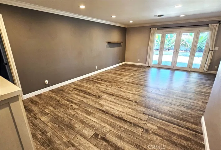 1124 W Woodcrest Avenue, Fullerton, California 92833