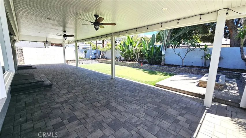 1124 W Woodcrest Avenue, Fullerton, California 92833