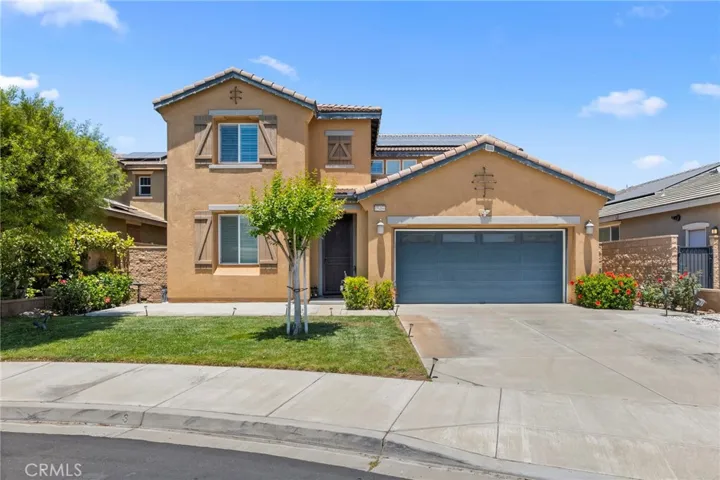 15466 Red Pepper, Fontana, California 92336