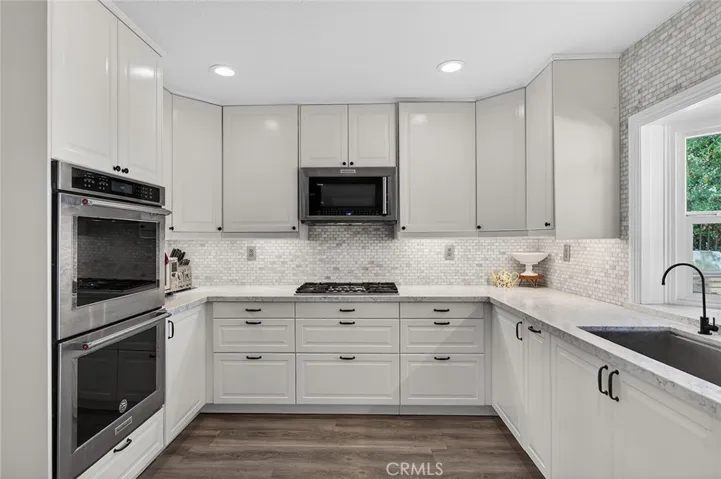 2897 Cape Drive, Corona, California 92882