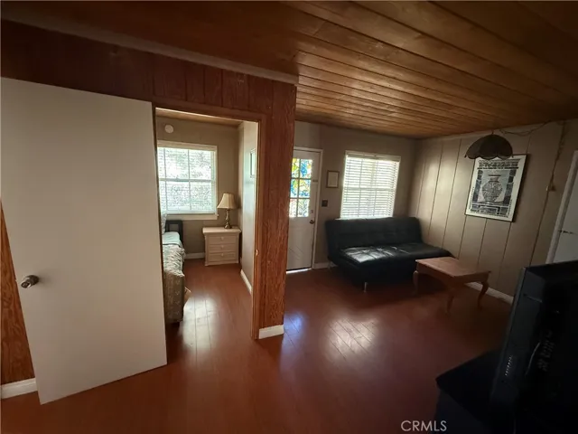 1098 State Highway 2, Wrightwood, California 92397